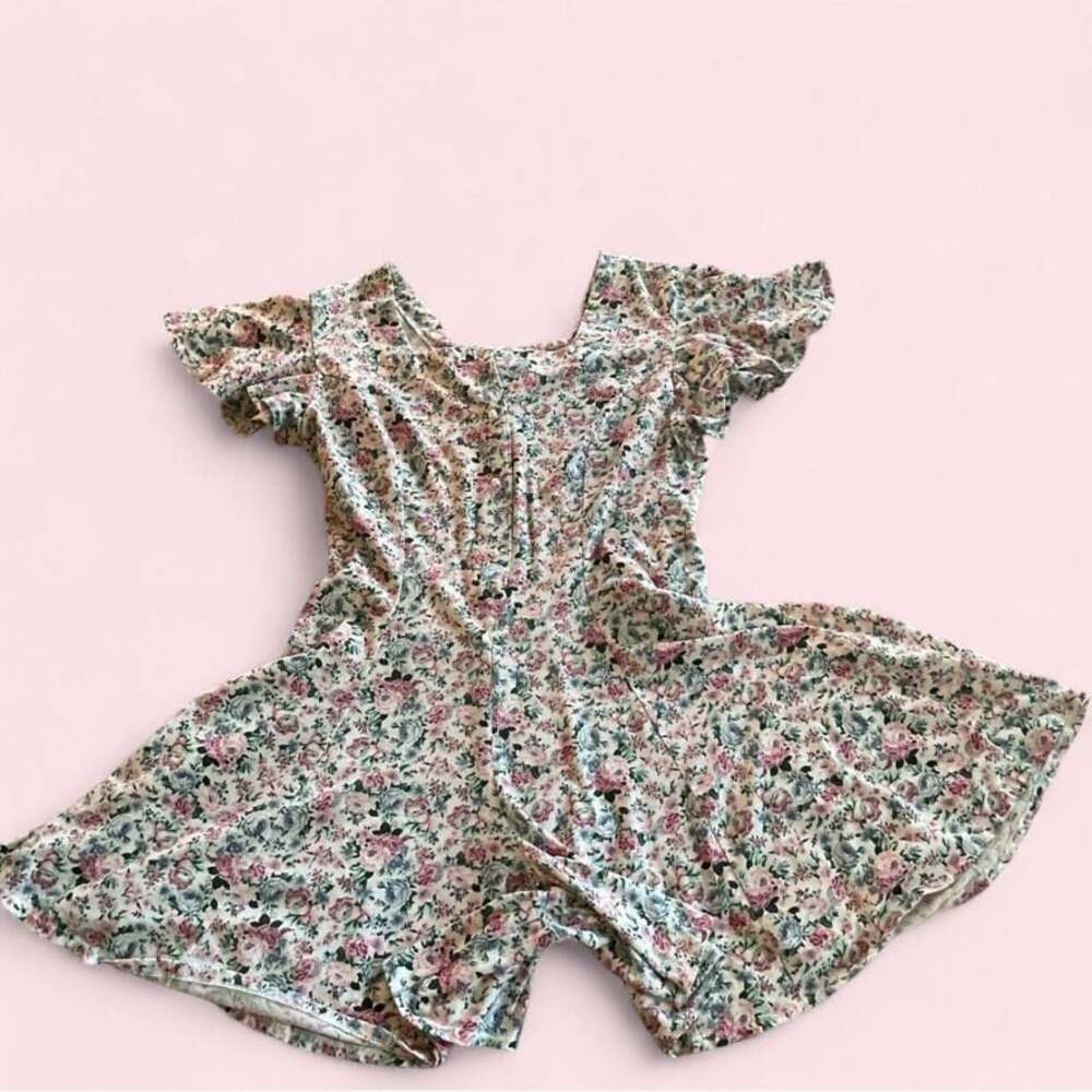 Zanoni by Jalate Vintage Floral Romper with Ruffle Sleeves
